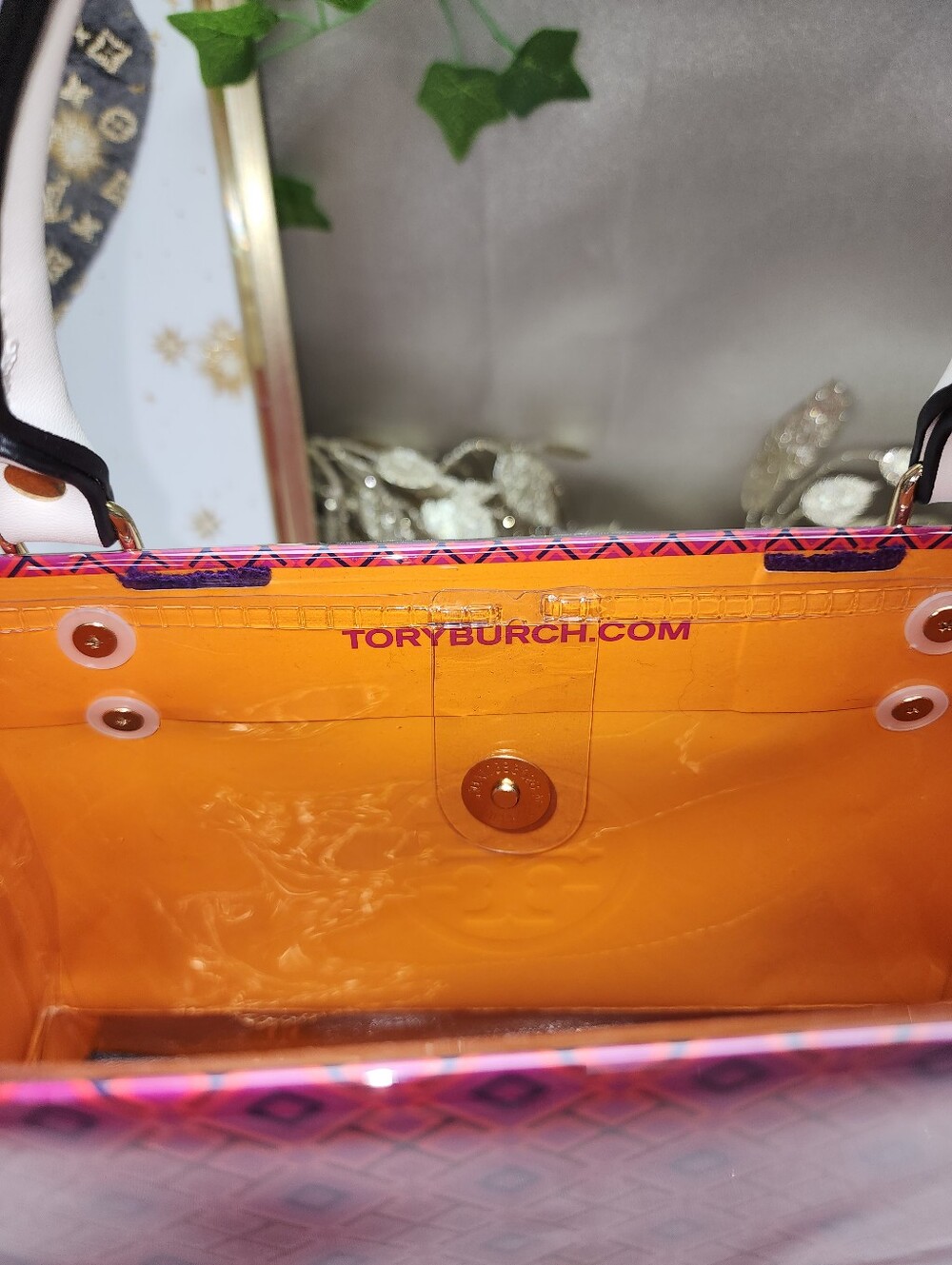 Authentic Tory Burch Shopping Bag In PVC Tote - Picture 8 of 10